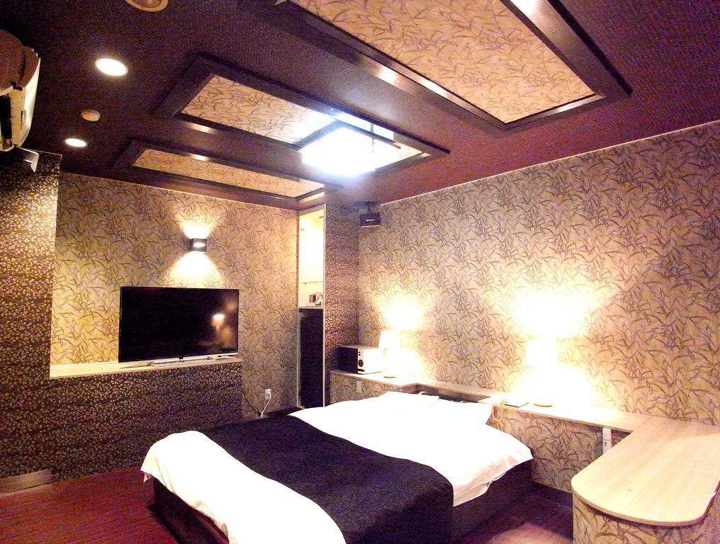 ホテル暴れ狸の鬼袋姫路駅前店 男塾ホテルグループ (Adults Only) 히메지 객실 사진