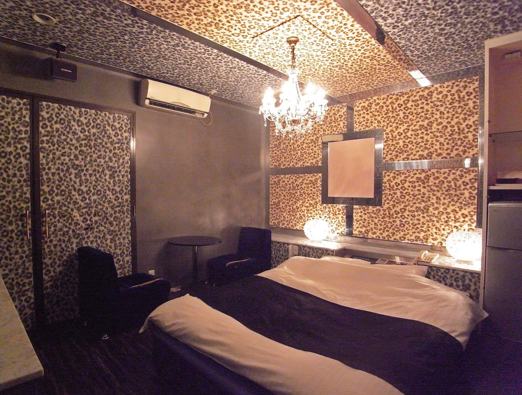 ホテル暴れ狸の鬼袋姫路駅前店 男塾ホテルグループ (Adults Only) 히메지 외부 사진